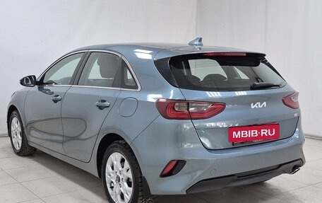 KIA cee'd III, 2022 год, 2 350 000 рублей, 6 фотография