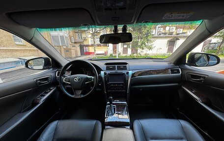 Toyota Camry, 2017 год, 2 300 000 рублей, 11 фотография