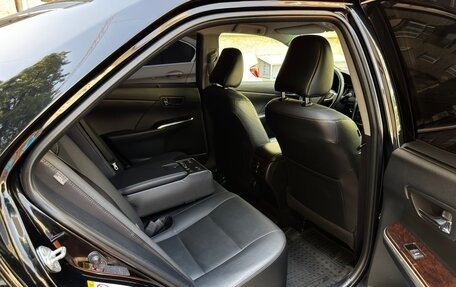 Toyota Camry, 2017 год, 2 300 000 рублей, 8 фотография