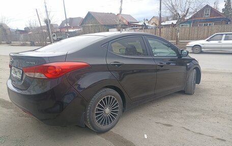 Hyundai Elantra V, 2012 год, 990 000 рублей, 4 фотография