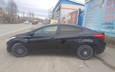 Hyundai Elantra V, 2012 год, 990 000 рублей, 2 фотография