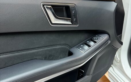 Mercedes-Benz E-Класс, 2015 год, 2 390 000 рублей, 15 фотография