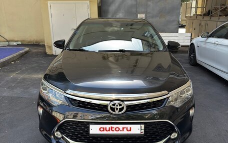 Toyota Camry, 2017 год, 2 300 000 рублей, 3 фотография