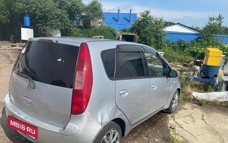 Mitsubishi Colt VI рестайлинг, 2002 год, 300 000 рублей, 5 фотография