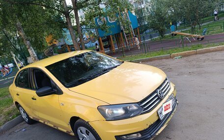 Volkswagen Polo VI (EU Market), 2017 год, 500 000 рублей, 2 фотография