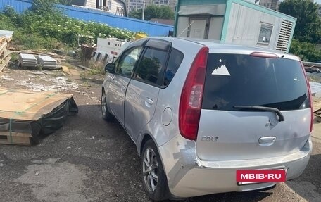 Mitsubishi Colt VI рестайлинг, 2002 год, 300 000 рублей, 4 фотография