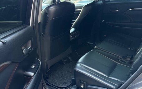 Toyota Highlander III, 2014 год, 2 750 000 рублей, 13 фотография