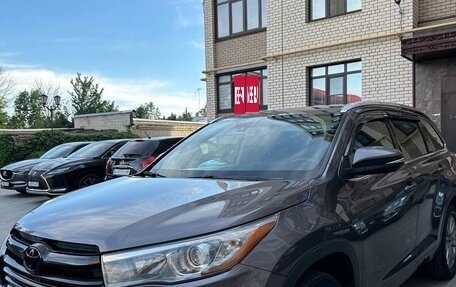 Toyota Highlander III, 2014 год, 2 750 000 рублей, 12 фотография