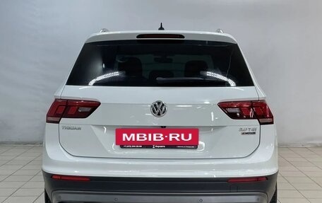 Volkswagen Tiguan II, 2017 год, 2 150 000 рублей, 7 фотография