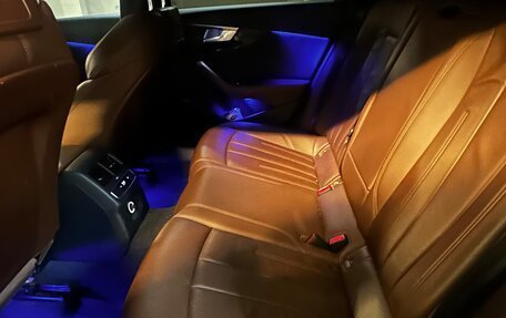 Audi A4, 2015 год, 2 350 000 рублей, 13 фотография