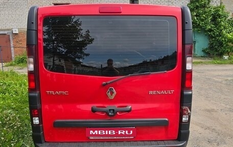 Renault Trafic, 2015 год, 2 880 000 рублей, 14 фотография