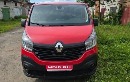 Renault Trafic, 2015 год, 2 880 000 рублей, 16 фотография