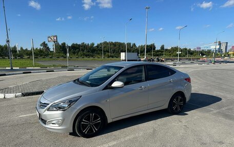 Hyundai Solaris II рестайлинг, 2014 год, 990 000 рублей, 11 фотография