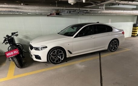 BMW 5 серия, 2020 год, 6 070 000 рублей, 23 фотография