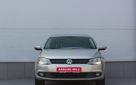Volkswagen Jetta VI, 2012 год, 875 000 рублей, 3 фотография