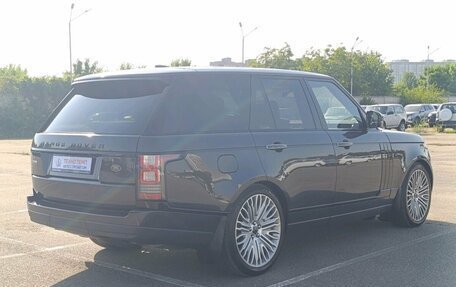 Land Rover Range Rover IV рестайлинг, 2014 год, 3 490 000 рублей, 4 фотография