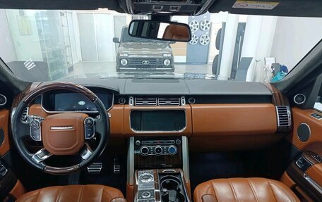 Land Rover Range Rover IV рестайлинг, 2014 год, 3 490 000 рублей, 13 фотография