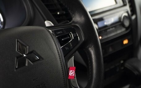 Mitsubishi Pajero Sport III рестайлинг, 2016 год, 2 228 950 рублей, 13 фотография