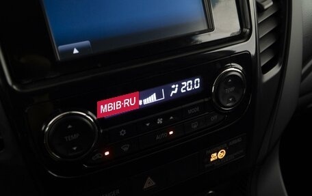 Mitsubishi Pajero Sport III рестайлинг, 2016 год, 2 228 950 рублей, 23 фотография