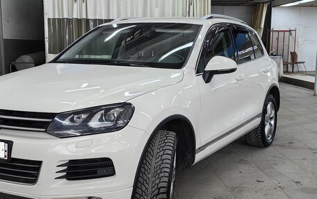 Volkswagen Touareg III, 2011 год, 1 699 000 рублей, 1 фотография