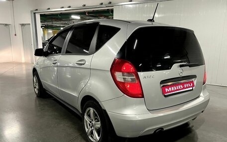 Mercedes-Benz A-Класс, 2012 год, 649 000 рублей, 3 фотография
