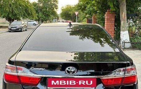 Toyota Camry, 2017 год, 2 000 000 рублей, 3 фотография