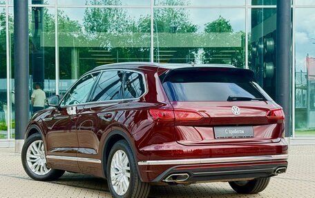 Volkswagen Touareg III, 2019 год, 4 850 000 рублей, 3 фотография