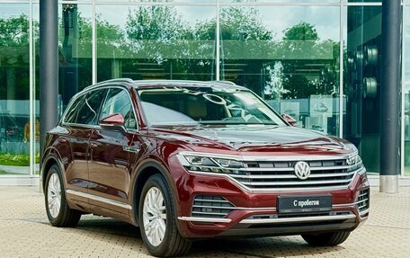 Volkswagen Touareg III, 2019 год, 4 850 000 рублей, 7 фотография
