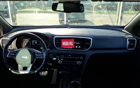 KIA Sportage IV рестайлинг, 2018 год, 2 395 000 рублей, 26 фотография