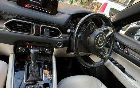 Mazda CX-8, 2018 год, 2 700 000 рублей, 11 фотография