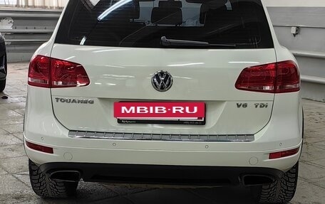 Volkswagen Touareg III, 2011 год, 1 699 000 рублей, 7 фотография
