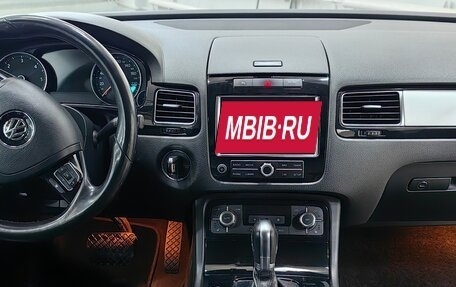 Volkswagen Touareg III, 2011 год, 1 699 000 рублей, 3 фотография