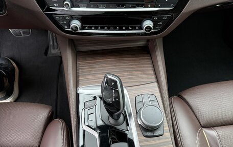 BMW 5 серия, 2018 год, 4 950 000 рублей, 10 фотография