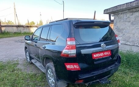 Toyota Land Cruiser Prado 150 рестайлинг 2, 2016 год, 3 740 000 рублей, 3 фотография