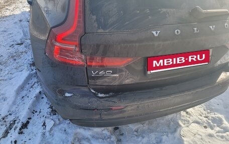 Volvo V60 II, 2019 год, 1 750 000 рублей, 4 фотография