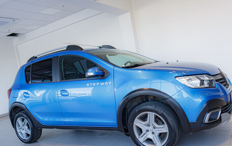 Renault Sandero II рестайлинг, 2018 год, 1 233 000 рублей, 5 фотография