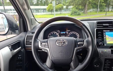 Toyota Land Cruiser Prado 150 рестайлинг 2, 2021 год, 7 470 000 рублей, 21 фотография
