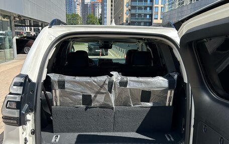 Toyota Land Cruiser Prado 150 рестайлинг 2, 2021 год, 7 470 000 рублей, 17 фотография