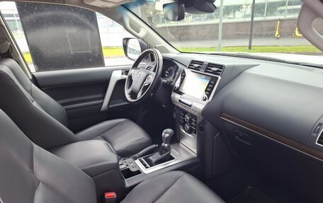 Toyota Land Cruiser Prado 150 рестайлинг 2, 2021 год, 7 470 000 рублей, 24 фотография