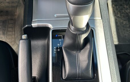 Toyota Land Cruiser Prado 150 рестайлинг 2, 2021 год, 7 470 000 рублей, 32 фотография