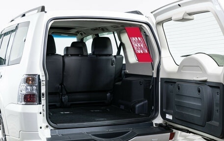 Mitsubishi Pajero IV, 2021 год, 3 850 000 рублей, 9 фотография