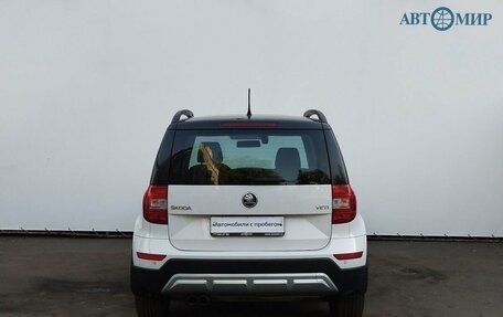 Skoda Yeti I рестайлинг, 2014 год, 1 005 000 рублей, 6 фотография