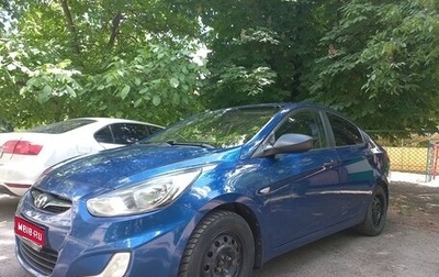 Hyundai Solaris II рестайлинг, 2011 год, 750 000 рублей, 1 фотография