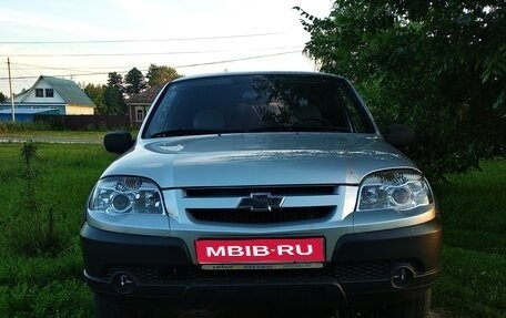 Chevrolet Niva I рестайлинг, 2011 год, 1 фотография