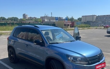 Volkswagen Tiguan I, 2011 год, 1 100 000 рублей, 2 фотография