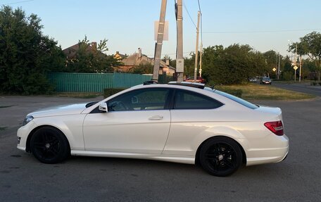 Mercedes-Benz C-Класс, 2012 год, 1 700 000 рублей, 2 фотография