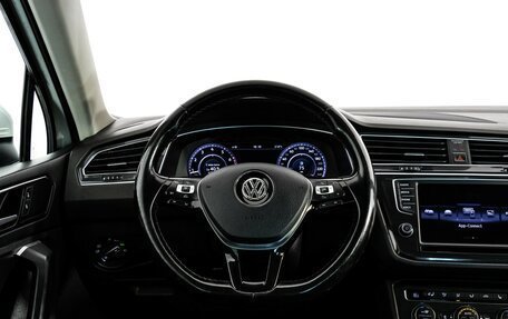 Volkswagen Tiguan II, 2017 год, 2 049 000 рублей, 13 фотография