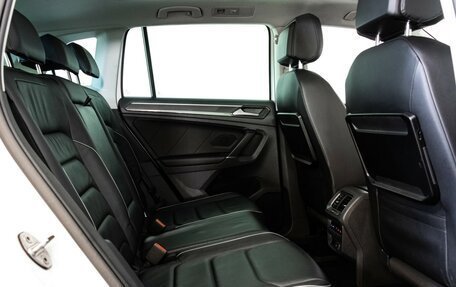 Volkswagen Tiguan II, 2017 год, 2 049 000 рублей, 17 фотография