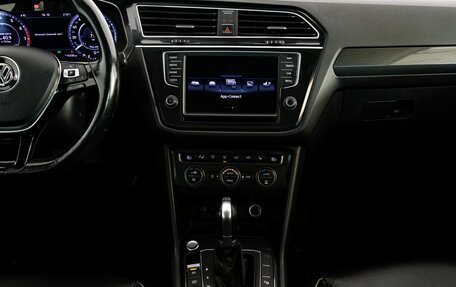 Volkswagen Tiguan II, 2017 год, 2 049 000 рублей, 15 фотография