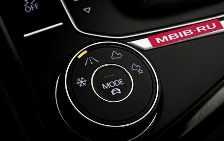 Volkswagen Tiguan II, 2017 год, 2 049 000 рублей, 23 фотография